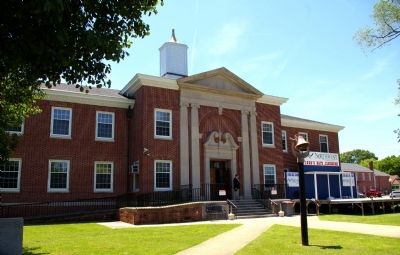 Catoosa County Courthouse. Click for full size. Catoosa County Courthouse image. Click for full size.