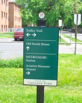 Trolley Trail Sign image. Click for full size.