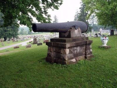 West Cannon - - Civil War Cannons - Owen County Indiana image. Click for full size.