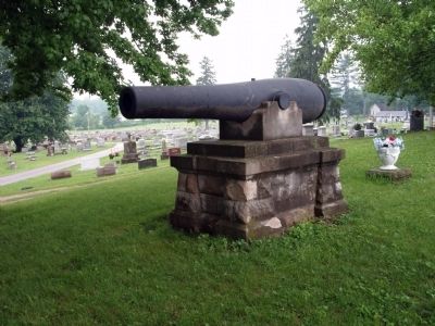 West Cannon - - Civil War Cannons - Owen County Indiana. Click for full size. West Cannon - - Civil War Cannons - Owen County Indiana image. Click for full size.