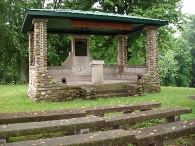 Front / East View - - " Soldiers Memorial Pavilion " image. Click for full size.