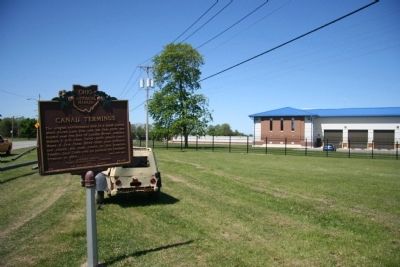 Canal Terminus Marker [Former location] image. Click for full size.