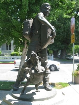 Left Side of Sculpture image. Click for full size.