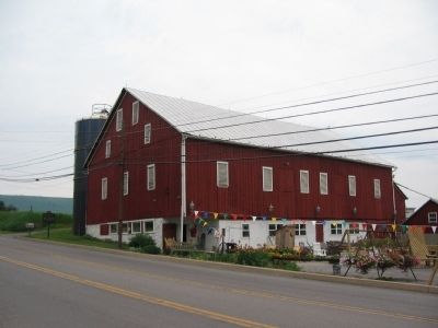 Potter's Fort Marker and Old Barn. Click for full size. Potter's Fort Marker and Old Barn image. Click for full size.