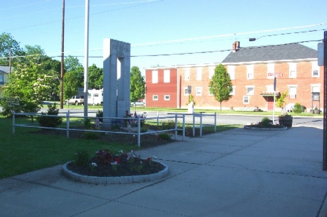 Newburg and Hopewell Township World War II Memorial