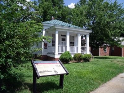 Dr. Peter Eppes House on Brown Avenue. image. Click for full size.