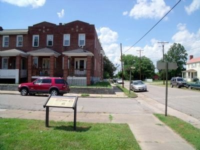 Bank Street & Prince Henry Avenue (facing north).. Click for full size. Bank Street & Prince Henry Avenue (facing north). image. Click for full size.
