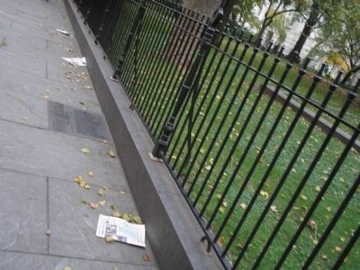 Marker near City Hall Park. Click for full size. Marker near City Hall Park image. Click for full size.