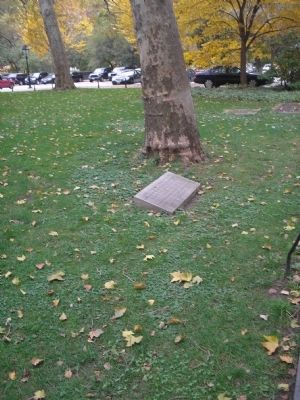 Marker in City Hall Park image. Click for full size.