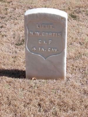 LT. H.W. Curtis image. Click for full size.