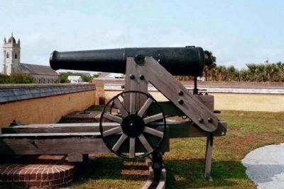 Fort Moultrie Cannon along northwest parapet image. Click for full size.