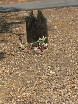 An Early Grave Marker. Click for full size. An Early Grave Marker image. Click for full size.