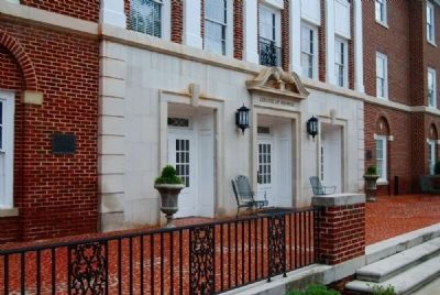 Vandiver Hall and Markers. Click for full size. Vandiver Hall and Markers image. Click for full size.