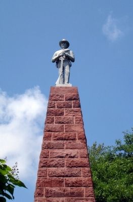 Confederate Soldier image. Click for full size.