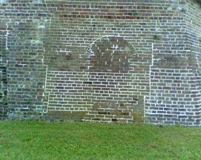 Outline of the Caponniere image. Click for full size.
