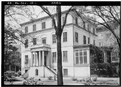 Birthplace of Juliette Gordon Low, the Wayne- Gordon House image. Click for more information.