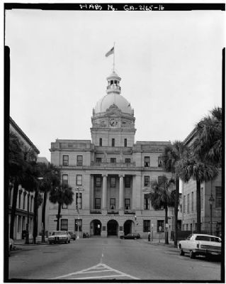 Savannah City Hall image. Click for more information.