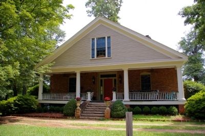 Residence of Alice McLellan Birney. Click for full size. Residence of Alice McLellan Birney image. Click for full size.