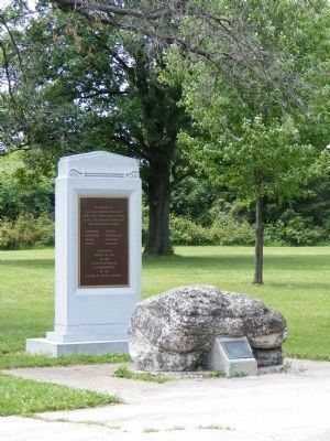 Turkey Foot Rock and Native American Memorial image. Click for full size.