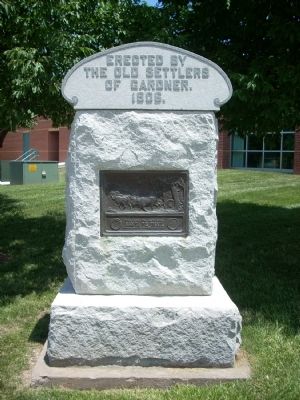 Santa Fe Trail Marker image. Click for full size.