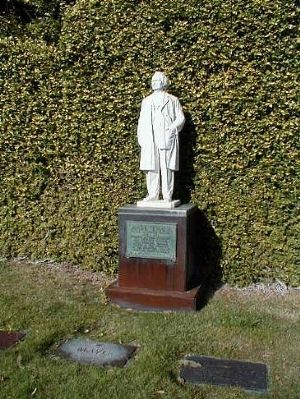 Mark Twain - see nearby marker image. Click for full size.
