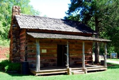 The Murphree-Hollingsworth Cabin image. Click for full size.