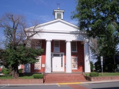 Brunswick County Court House. image. Click for full size.