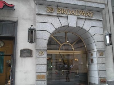 Marker at 39 Broadway image. Click for full size.