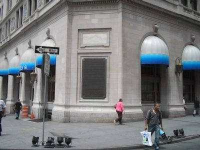 Fort Amsterdam Marker on Broadway. Click for full size. Fort Amsterdam Marker on Broadway image. Click for full size.