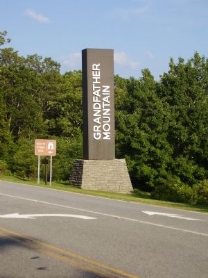 Entrance to Grandfather Mountain image. Click for full size.