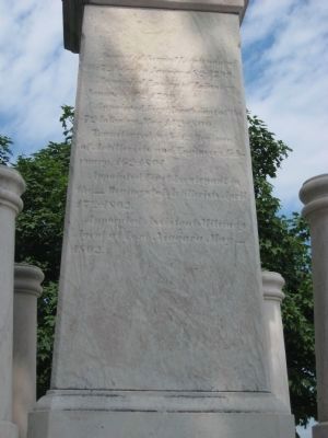 Left side of the Monument image. Click for full size.
