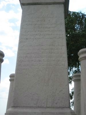 Right Side of the Monument image. Click for full size.