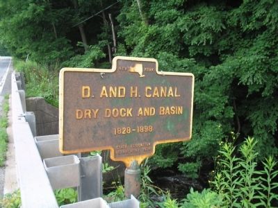 D. and H. Canal Marker image. Click for full size.