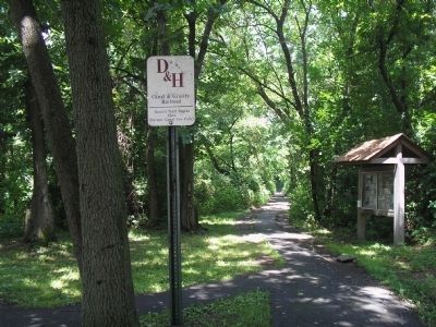 Tow Path image. Click for full size.