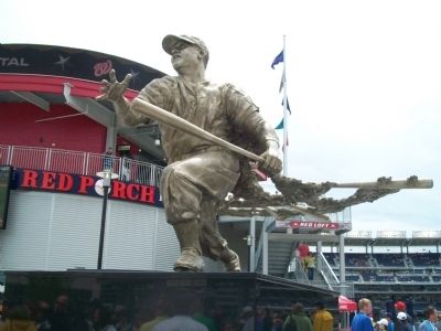 Joshua (Josh) Gibson Sculpture image. Click for full size.
