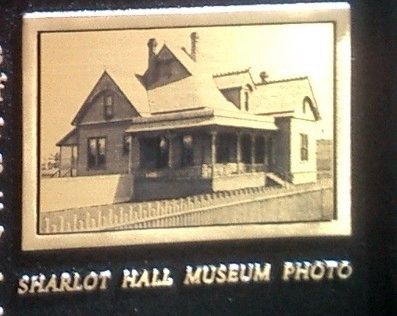 Close-Up of Photo on Marker. Click for full size. Close-Up of Photo on Marker image. Click for full size.
