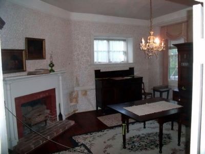 Front room (right). Click for full size. Front room (right) image. Click for full size.