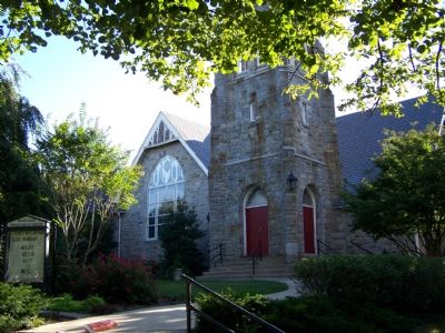 Roland Park Presbyterian Church across from the marker. image. Click for full size.