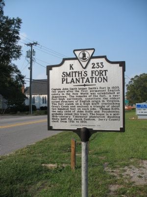 Smith's Fort Plantation Marker. Click for full size. Smith's Fort Plantation Marker image. Click for full size.