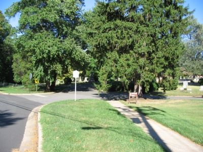 Entrance to Oakwood Cemetery. Click for full size. Entrance to Oakwood Cemetery image. Click for full size.