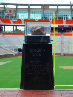 Howard's Rock. Click for full size. Howard's Rock image. Click for full size.