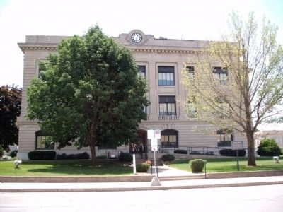 North Side - - Carroll County Courthouse image. Click for full size.