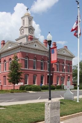 Johnson County Courthouse With Jeff Davis Highway Marker and Confederate Memorial image. Click for full size.