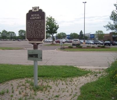 Royal Airport Marker image. Click for full size.