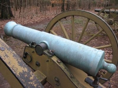Confederate 12-pdr Field Howitzer image. Click for full size.