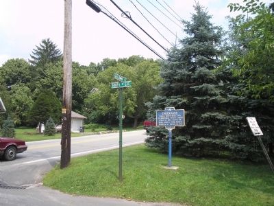 Marker in Warwick. Click for full size. Marker in Warwick image. Click for full size.