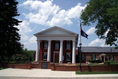 Buckingham County Courthouse. Click for full size. Buckingham County Courthouse image. Click for full size.