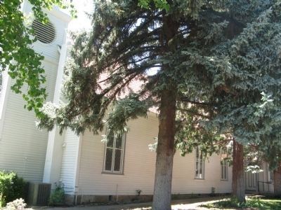 North Side of St. Peter�s Episcopal Church image. Click for full size.