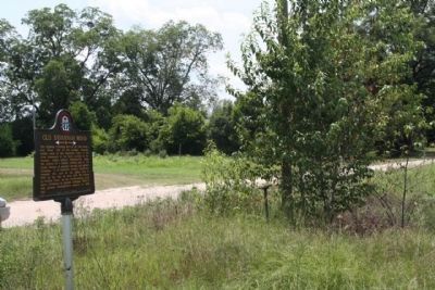 Old Savannah Road Marker, looking west at Kindon Road. Click for full size. Old Savannah Road Marker, looking west at Kindon Road image. Click for full size.