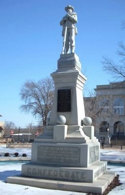 Confederate Memorial image. Click for full size.
